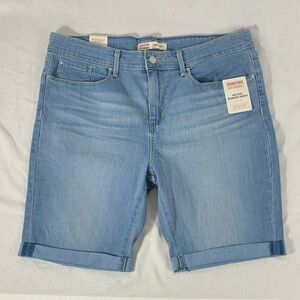 Signature by Levi Strauss Sky Blue Casual Cotton Blend Denim Shorts Size 16 W33